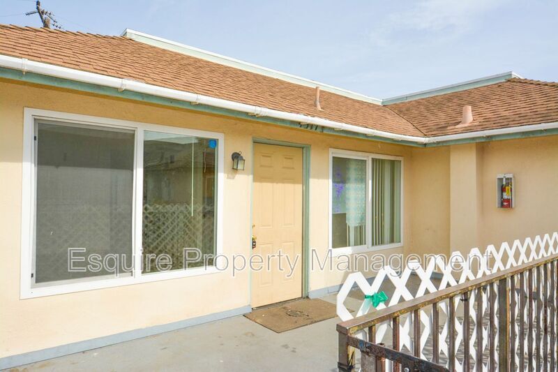 4517 Terrace Ave in Oxnard, CA - Building Photo