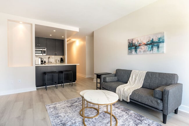 899 Pine St, Unit SI FL2-ID1338731P in San Francisco, CA - Building Photo - Building Photo