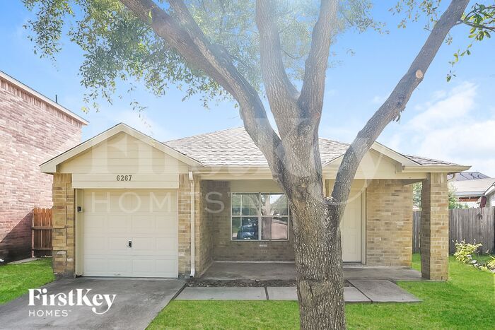 6267 Gillian Park Dr in Katy, TX - Foto de edificio