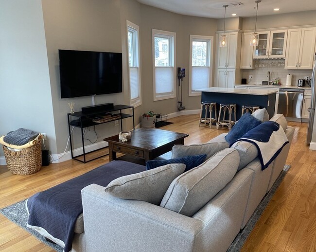 property at 27 Thornley St