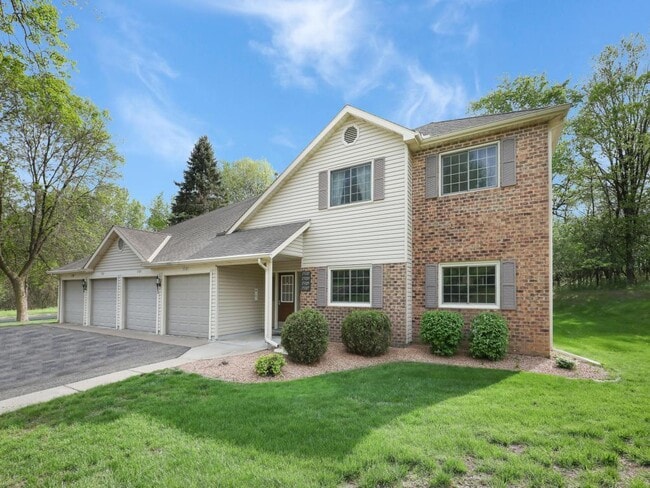 property at 15105 Lesley Ln