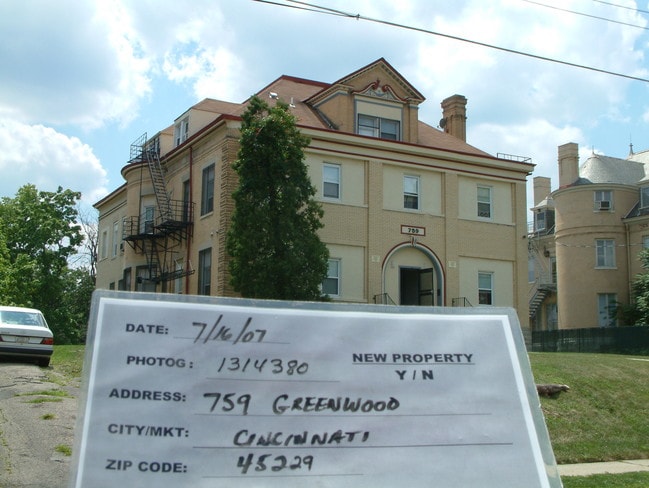 759 Greenwood Ave in Cincinnati, OH - Building Photo - Other