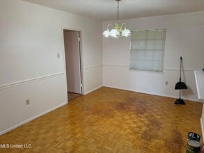 2507 Middlecoff Dr, Unit 2 in Gulfport, MS - Building Photo - Building Photo