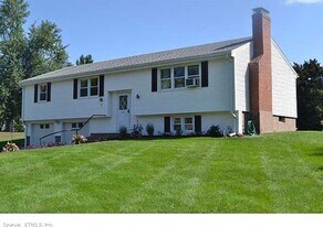 59 Cobblestone Way in Windsor, CT - Building Photo