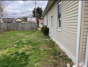 1917 2nd St in Moundsville, WV - Building Photo - Building Photo