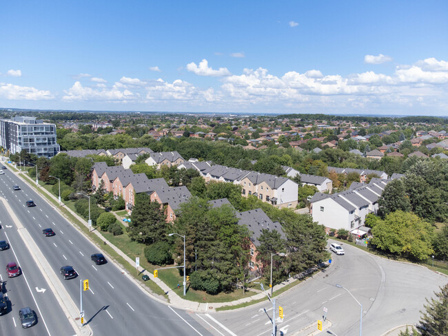 Richmond Hill Co-operative Homes in Richmond Hill, ON - Building Photo - Building Photo