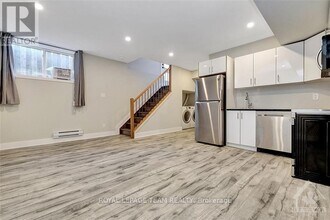 1307 Thames St in Ottawa, ON - Building Photo - Building Photo