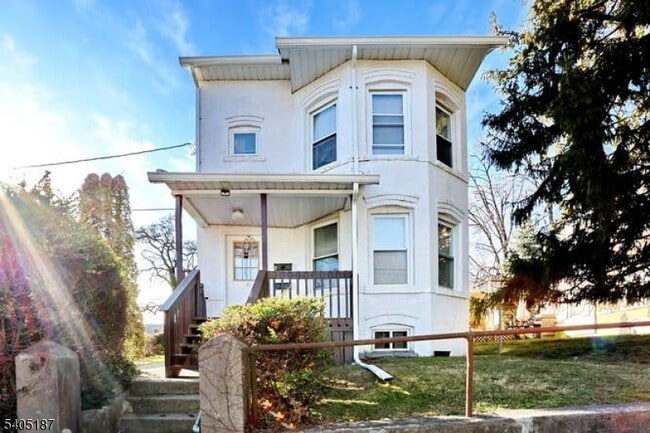 property at 68 Mohawk Ave