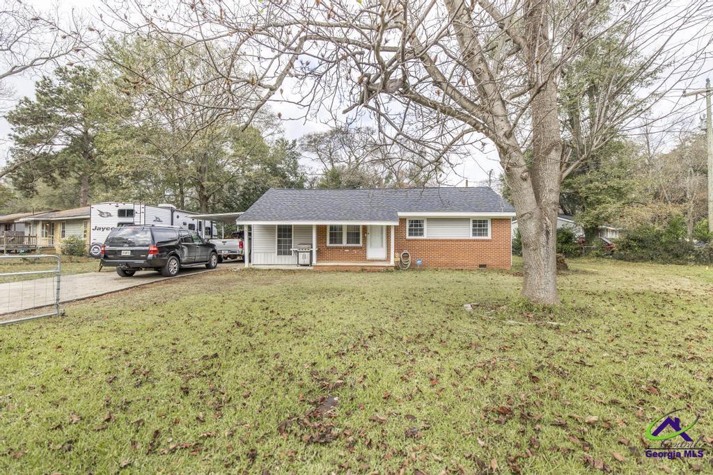 100 Ravenwood Way in Warner Robins, GA - Building Photo