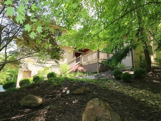 3533 Woodland Trail in Cincinnati, OH - Building Photo - Building Photo