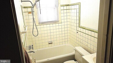 820 Taylor St NE in Washington, DC - Building Photo - Building Photo