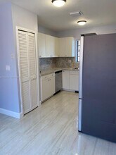 16891 SW 92nd Ct in Palmetto Bay, FL - Building Photo - Building Photo