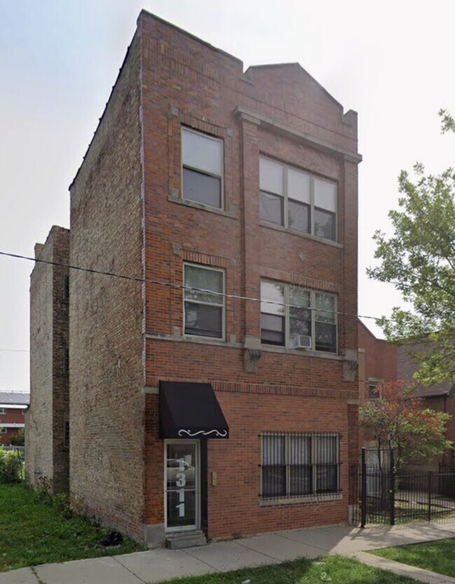 1311 S Christiana Ave in Chicago, IL - Building Photo - Building Photo