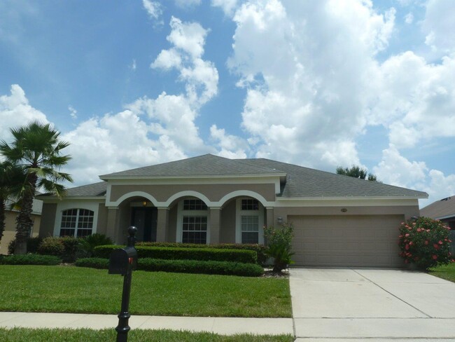 property at 2723 Aloma Oaks Dr