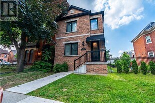 36 Grant Ave in Hamilton, ON - Building Photo