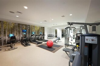 808 Columbus Ave in New York, NY - Building Photo - Building Photo
