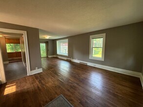 516 Crescent Rd in Center City, MN - Building Photo - Building Photo