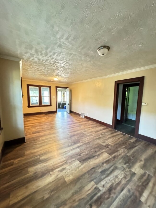 738 S 33rd St in South Bend, IN - Building Photo - Building Photo