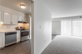 Pine Ridge Apartments - Southfield, MI in Southfield, MI - Building Photo - Building Photo