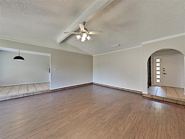 3729 Billie Faye Dr in North Richland Hills, TX - Building Photo - Building Photo