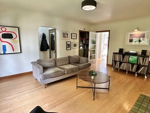 2717 Franklin Ave E in Seattle, WA - Building Photo - Building Photo