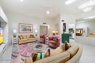 10129 W Campana Dr in Sun City, AZ - Building Photo - Building Photo