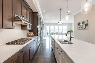 6798 Cadence Blvd in Sandy Springs, GA - Building Photo - Building Photo