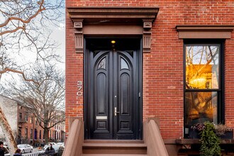 370 Clinton St in Brooklyn, NY - Building Photo - Building Photo