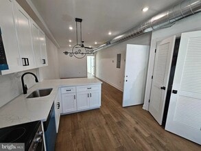 2234 Frankford Ave in Philadelphia, PA - Building Photo - Building Photo