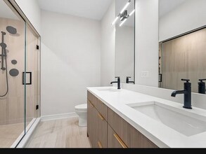 5006 S Prairie Ave, Unit 2 in Chicago, IL - Building Photo - Building Photo