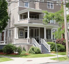 117 S Lake Ave in Albany, NY - Building Photo - Building Photo