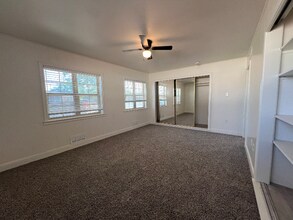 1001 E Cardwell St in Brownfield, TX - Building Photo - Building Photo