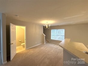 1323 Winding Branch Ct in Charlotte, NC - Building Photo - Building Photo