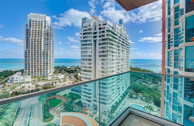 300 S Pointe Dr, Unit 1606 in Miami Beach, FL - Building Photo - Building Photo