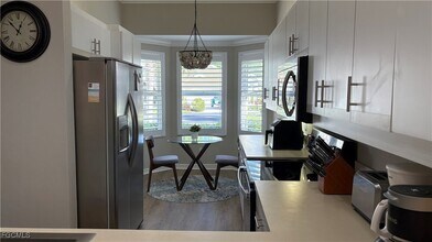 9725 Keel Ct in Ft. Myers, FL - Building Photo - Building Photo