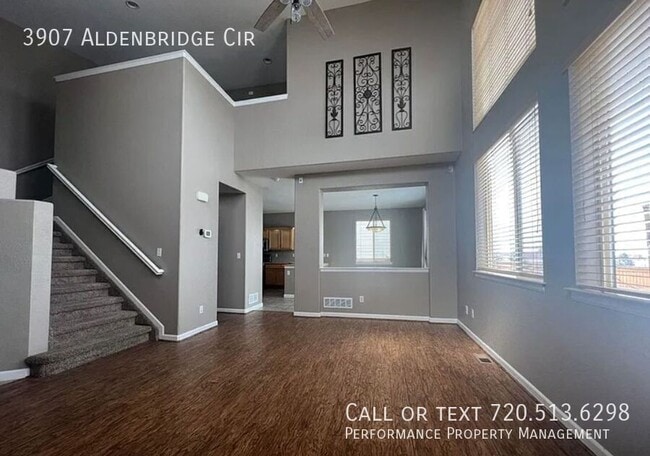 property at 3907 E Aldenbridge Cir