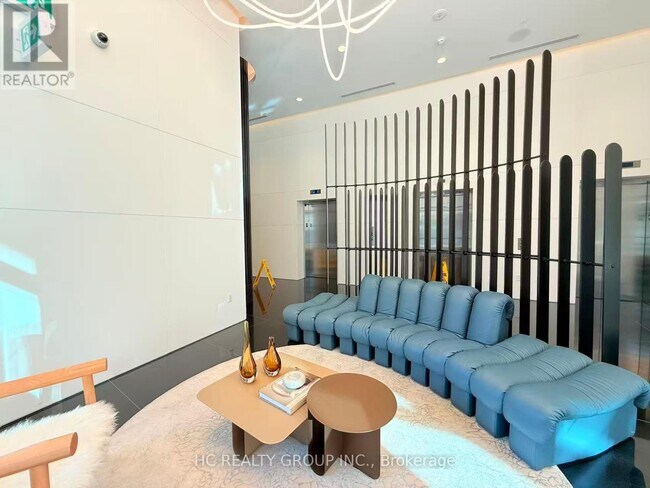 280 Dundas St W in Toronto, ON - Building Photo - Building Photo