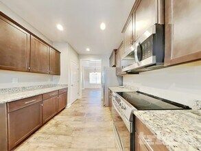 113 Boomer St in Benson, NC - Foto de edificio - Building Photo