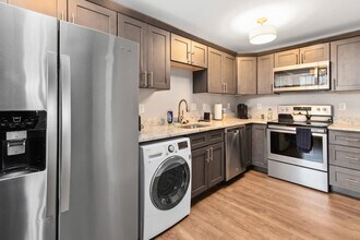 457 E Kirby St in Detroit, MI - Building Photo - Building Photo