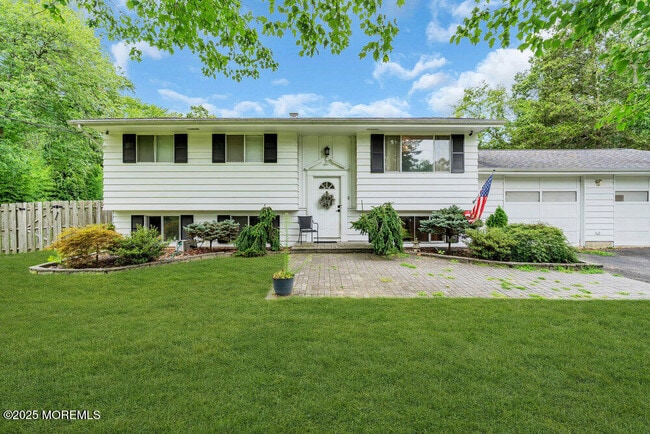 property at 624 Fort Plains Rd