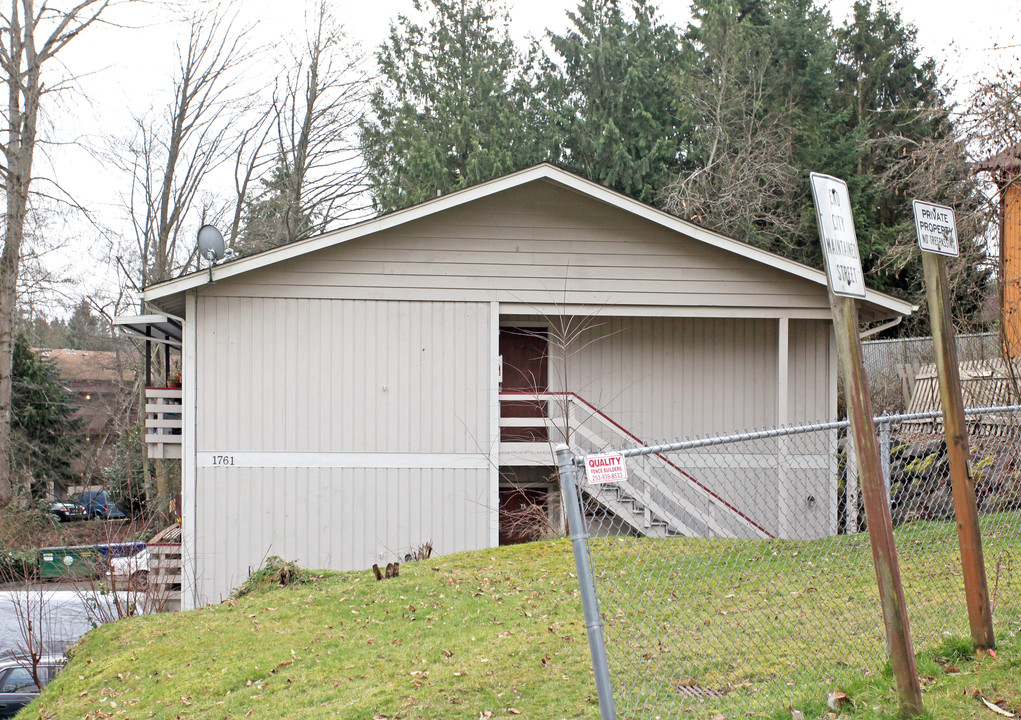 1761 S 305th Pl in Federal Way, WA - Building Photo