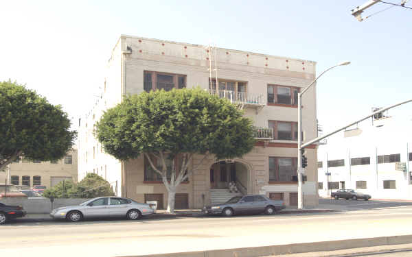 1801 S Flower St in Los Angeles, CA - Building Photo - Building Photo