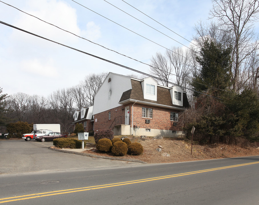 188 Perkins Ave in Waterbury, CT - Building Photo