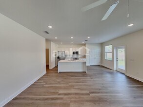 2538 Feather Crst Dr in St. Cloud, FL - Building Photo - Building Photo