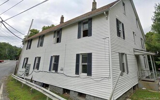 9 Kelly Hill Rd in Otisville, NY - Building Photo