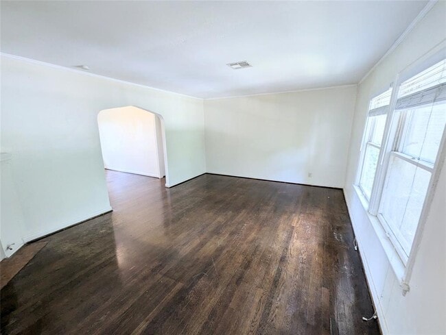 1406 Castle Ct