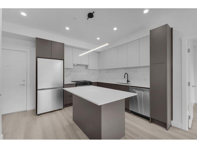 7738-119A 119A St in Delta, BC - Building Photo - Building Photo