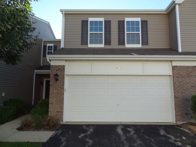 191 Willoughby Ct in Yorkville, IL - Building Photo