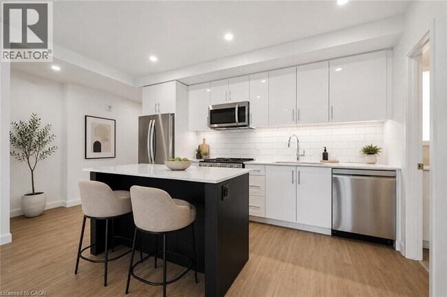property at 410 Westhaven St