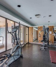 4235 Sherwoodtowne Blvd in Mississauga, ON - Building Photo - Building Photo